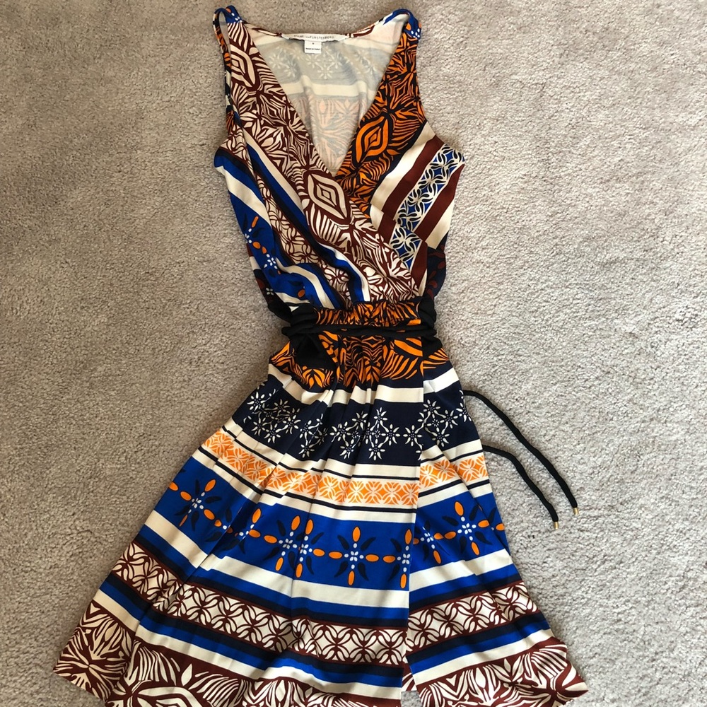 Diane von furstenberg sleeveless wrap dress
